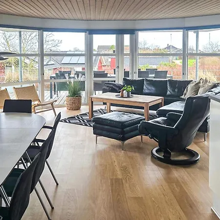 Luxury Retreat In Hejlsminde - By Traum בית נופש